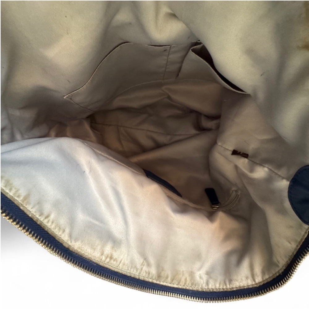 Vintage Coach Laura signature print
Large tote bag in Navy Blue - Picture 5 of 12